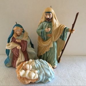 Hallmark Ornament - The Holy Family (Nativity)
